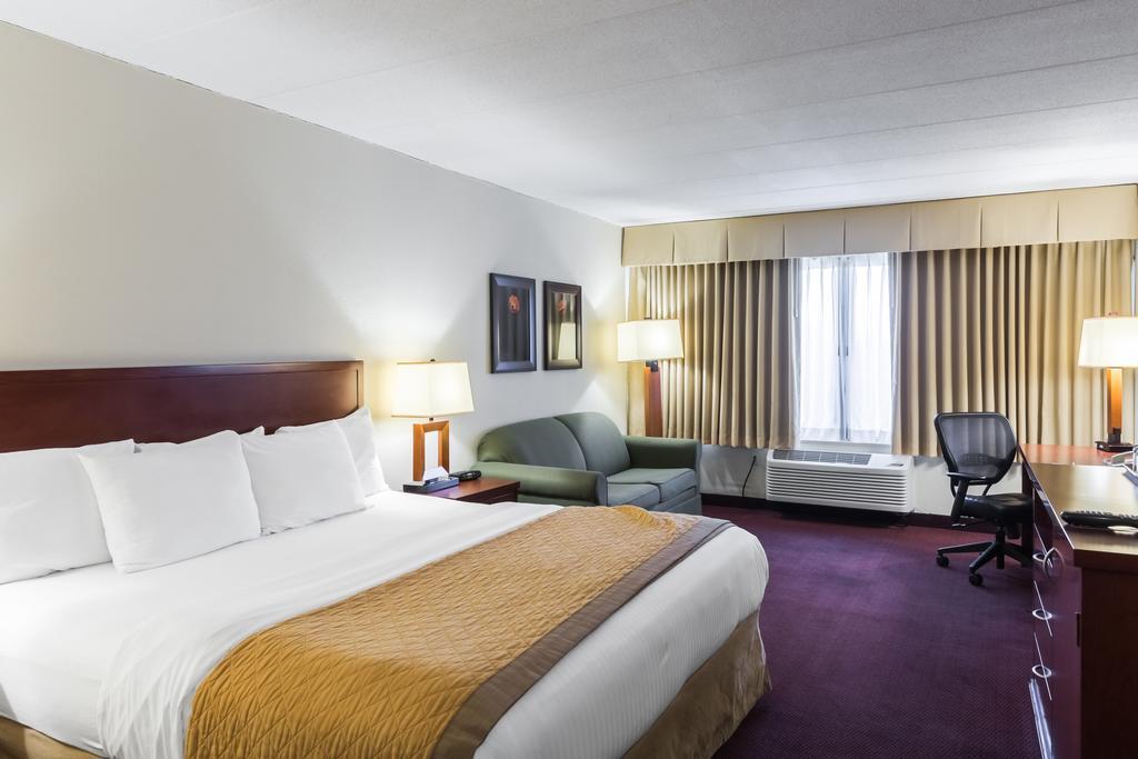 Clarion Hotel Somerset - New Brunswick Экстерьер фото