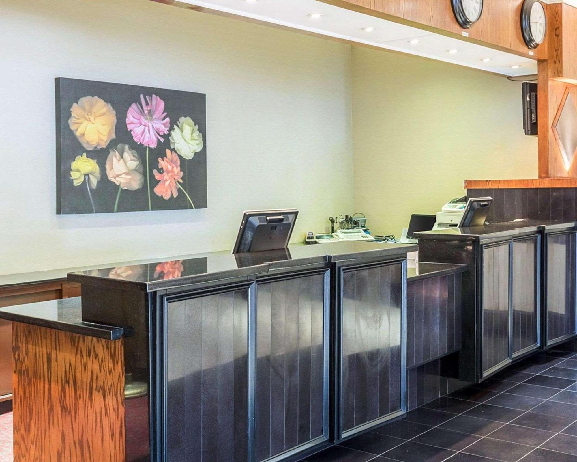 Clarion Hotel Somerset - New Brunswick Экстерьер фото